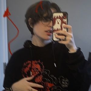 Meet your Posher, Theo